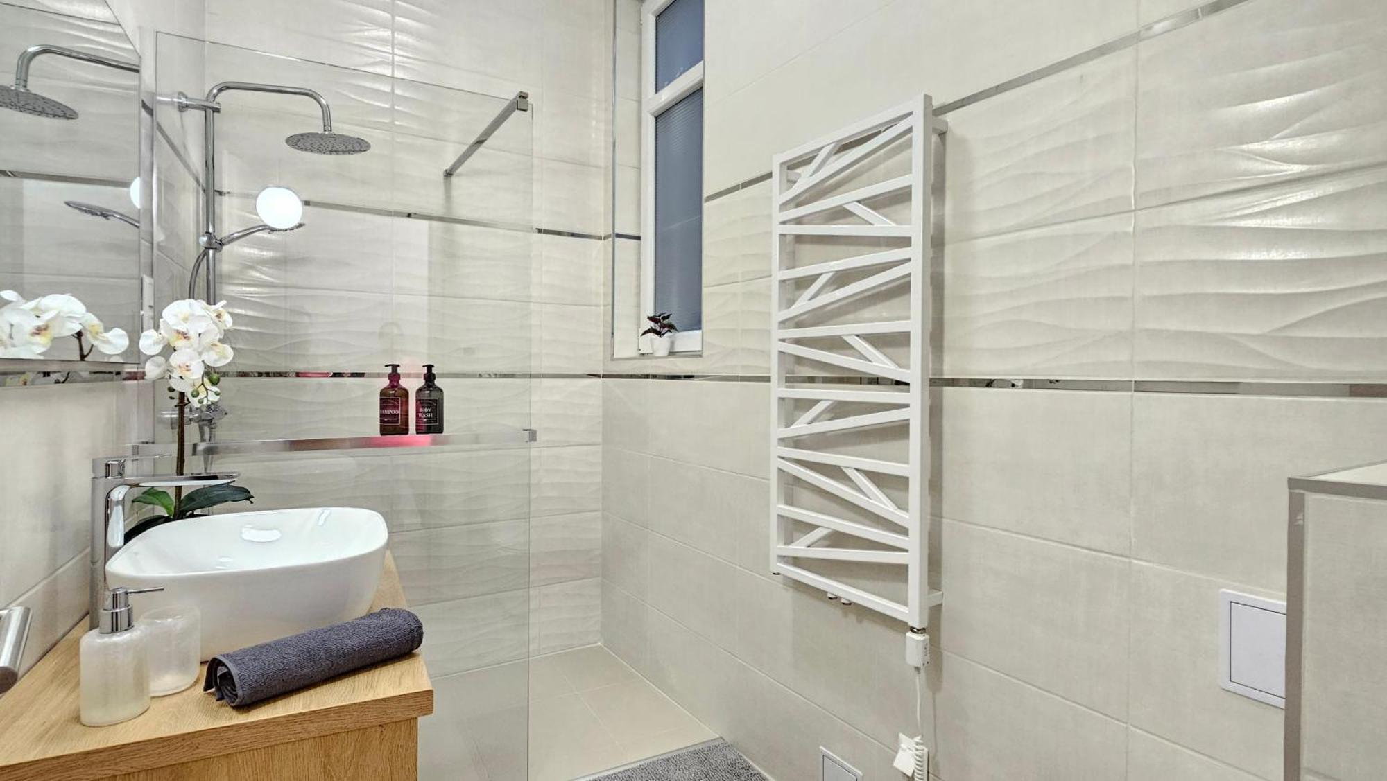 Apartament Cozy&comfy Drum 3 Bedrooms And Ac Budapesta